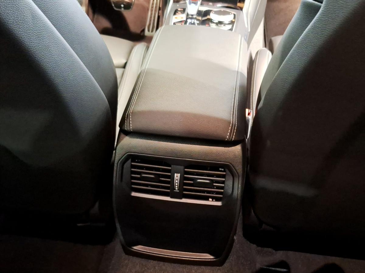 Originalaufnahme des Fahrzeugs Originalaufnahme des Fahrzeugs
