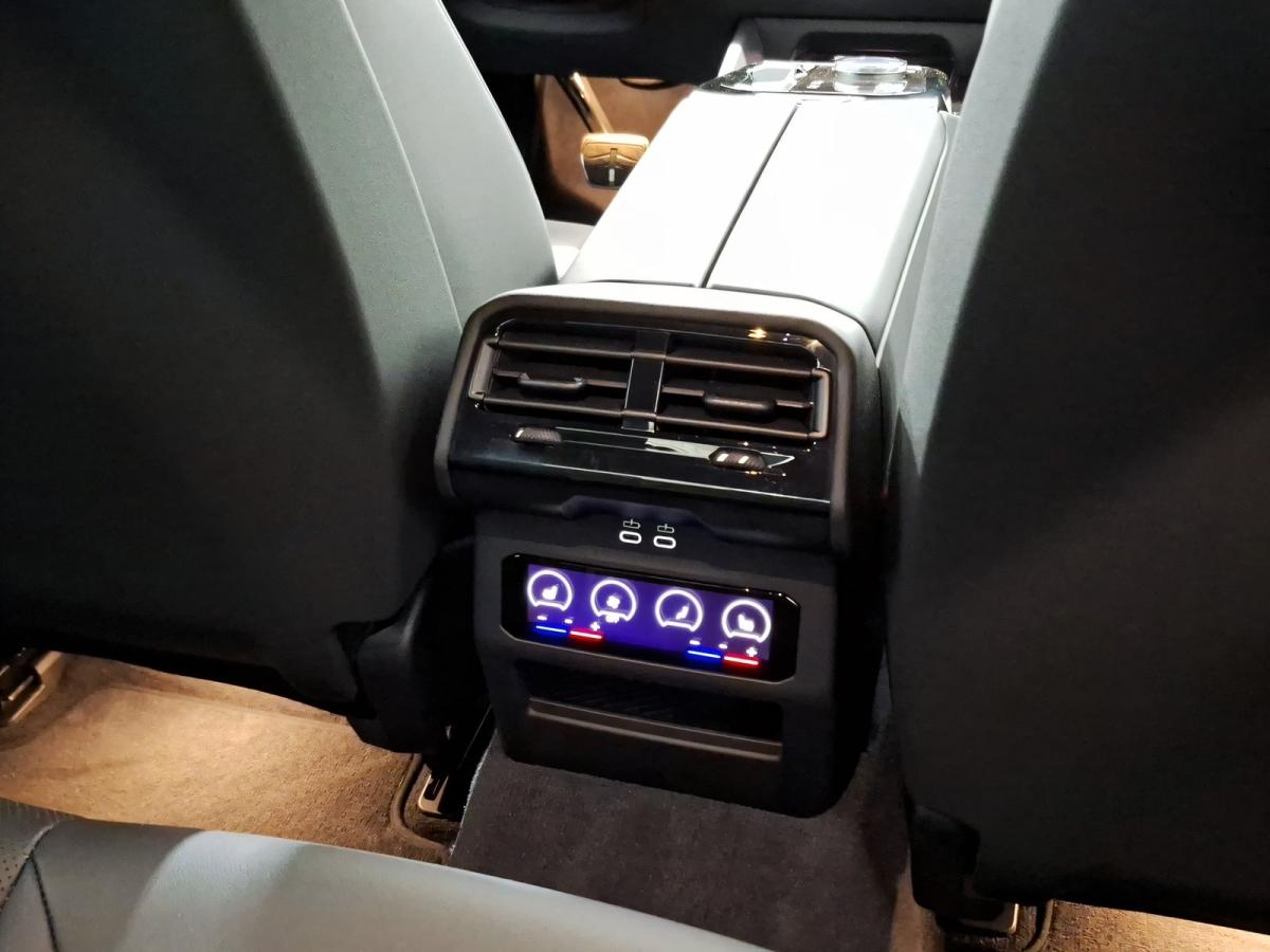 Originalaufnahme des Fahrzeugs Originalaufnahme des Fahrzeugs