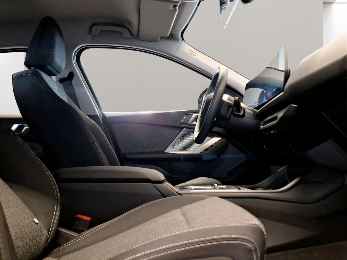 Originalaufnahme des Fahrzeugs Originalaufnahme des Fahrzeugs