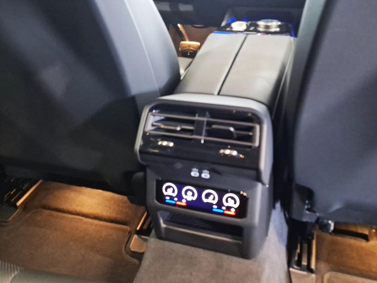 Originalaufnahme des Fahrzeugs Originalaufnahme des Fahrzeugs
