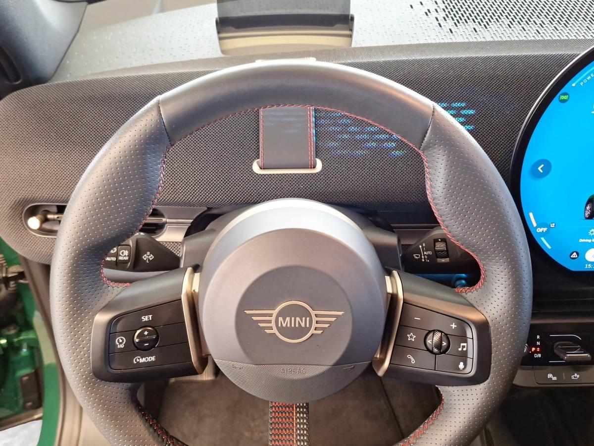 Originalaufnahme des Fahrzeugs Originalaufnahme des Fahrzeugs