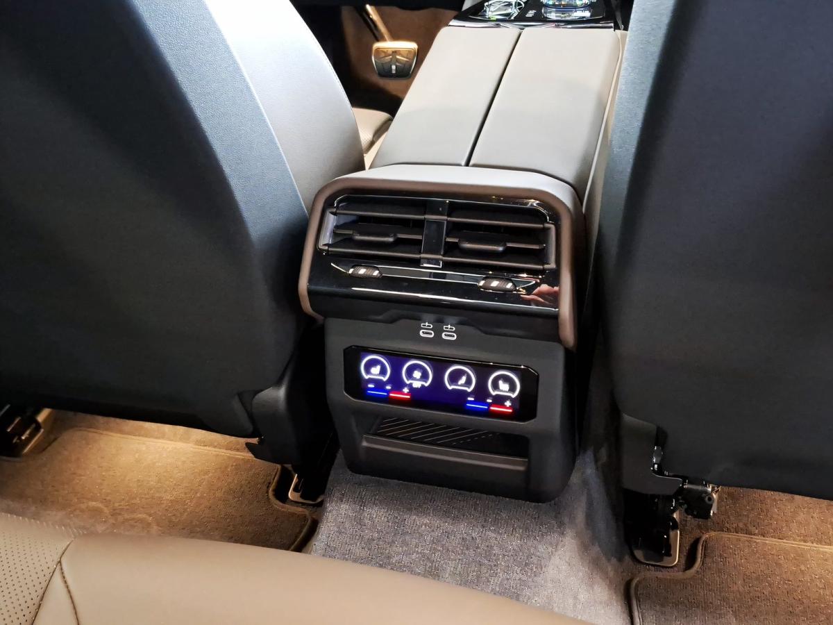 Originalaufnahme des Fahrzeugs