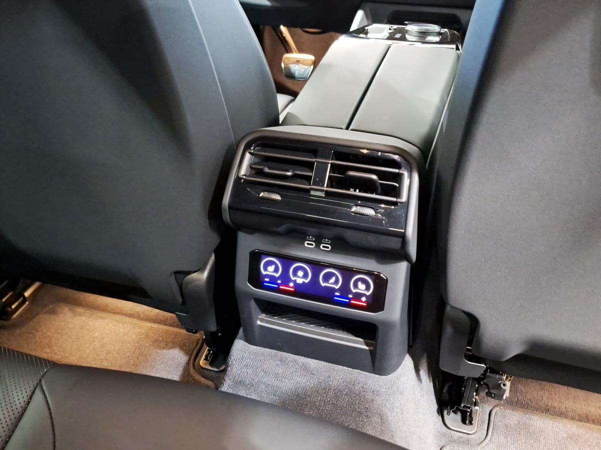 Originalaufnahme des Fahrzeugs Originalaufnahme des Fahrzeugs