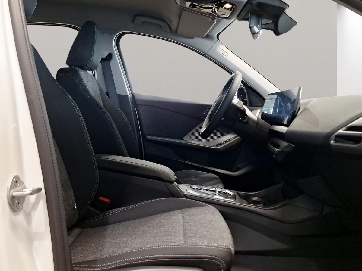Originalaufnahme des Fahrzeugs Originalaufnahme des Fahrzeugs