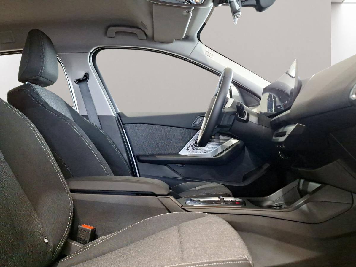 Originalaufnahme des Fahrzeugs Originalaufnahme des Fahrzeugs