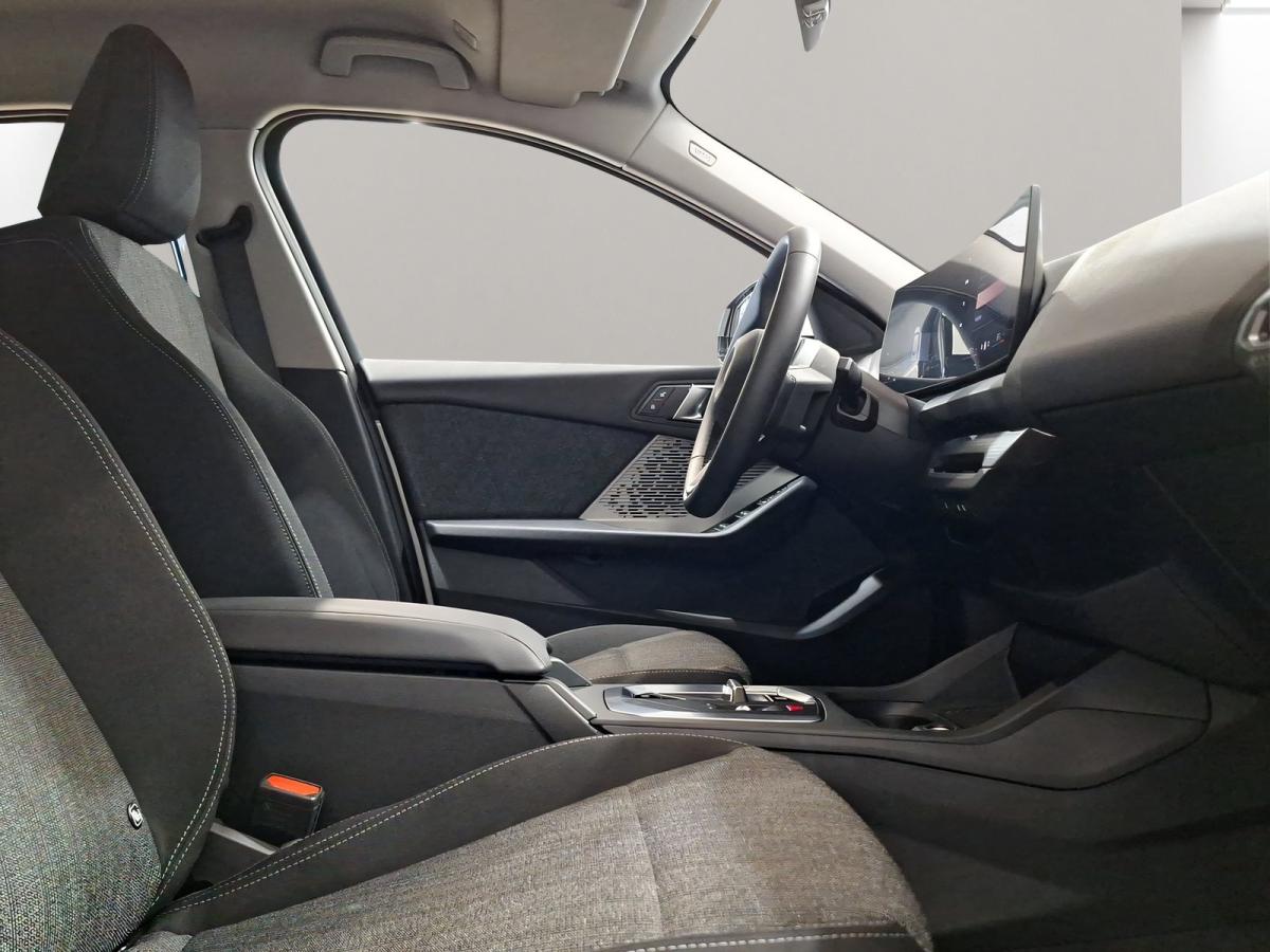Originalaufnahme des Fahrzeugs Originalaufnahme des Fahrzeugs