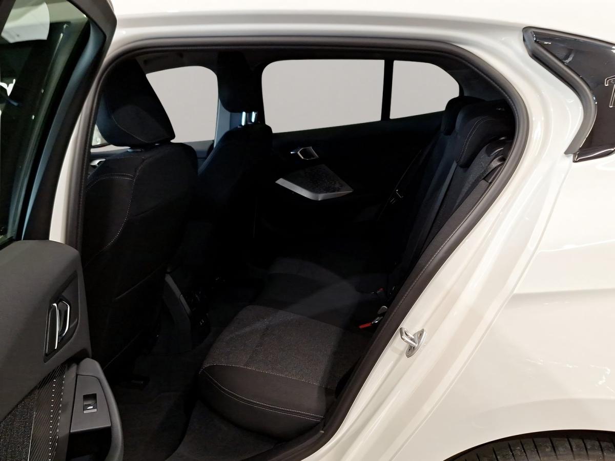 Originalaufnahme des Fahrzeugs Originalaufnahme des Fahrzeugs