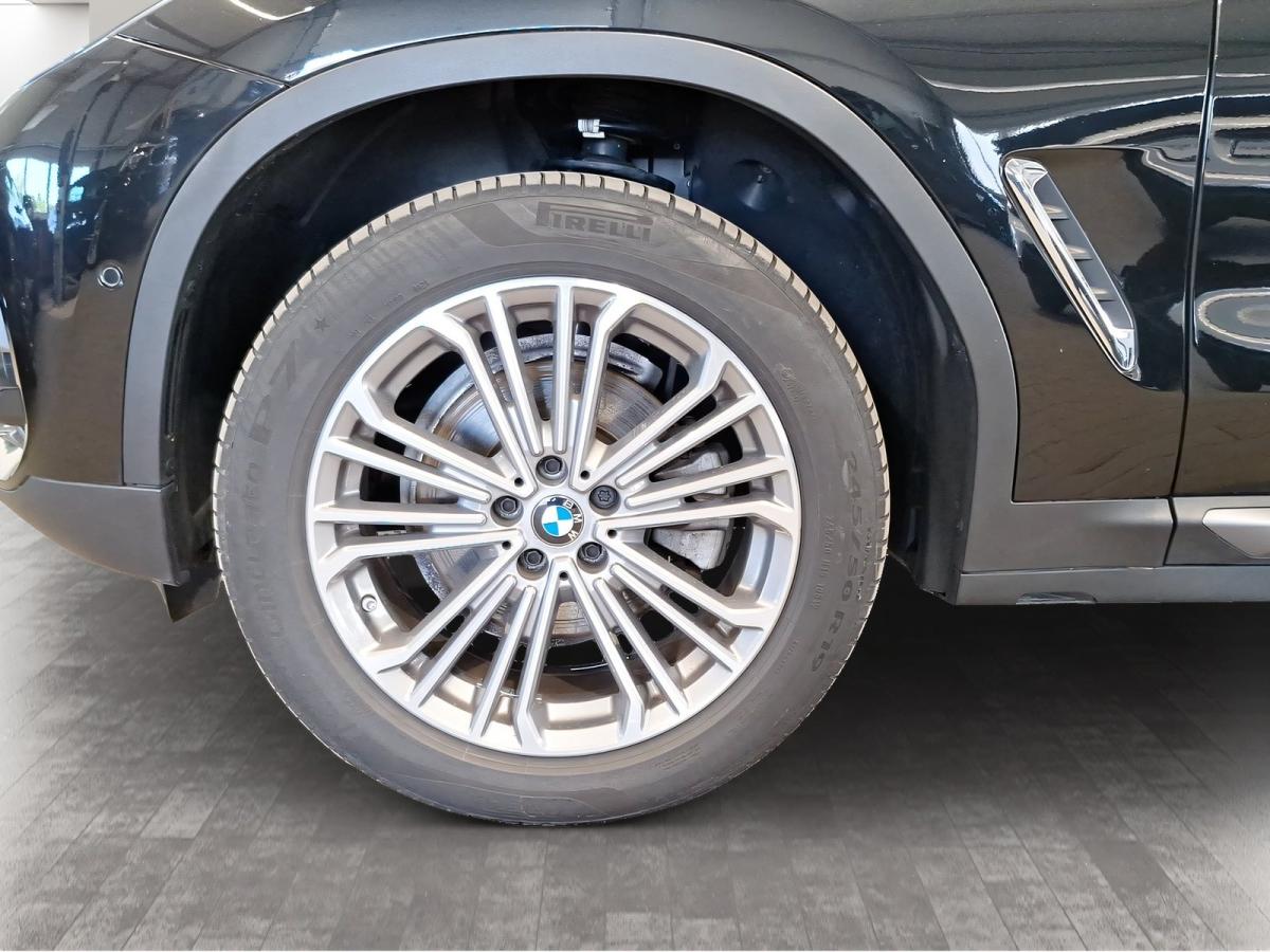 Originalaufnahme des Fahrzeugs Originalaufnahme des Fahrzeugs