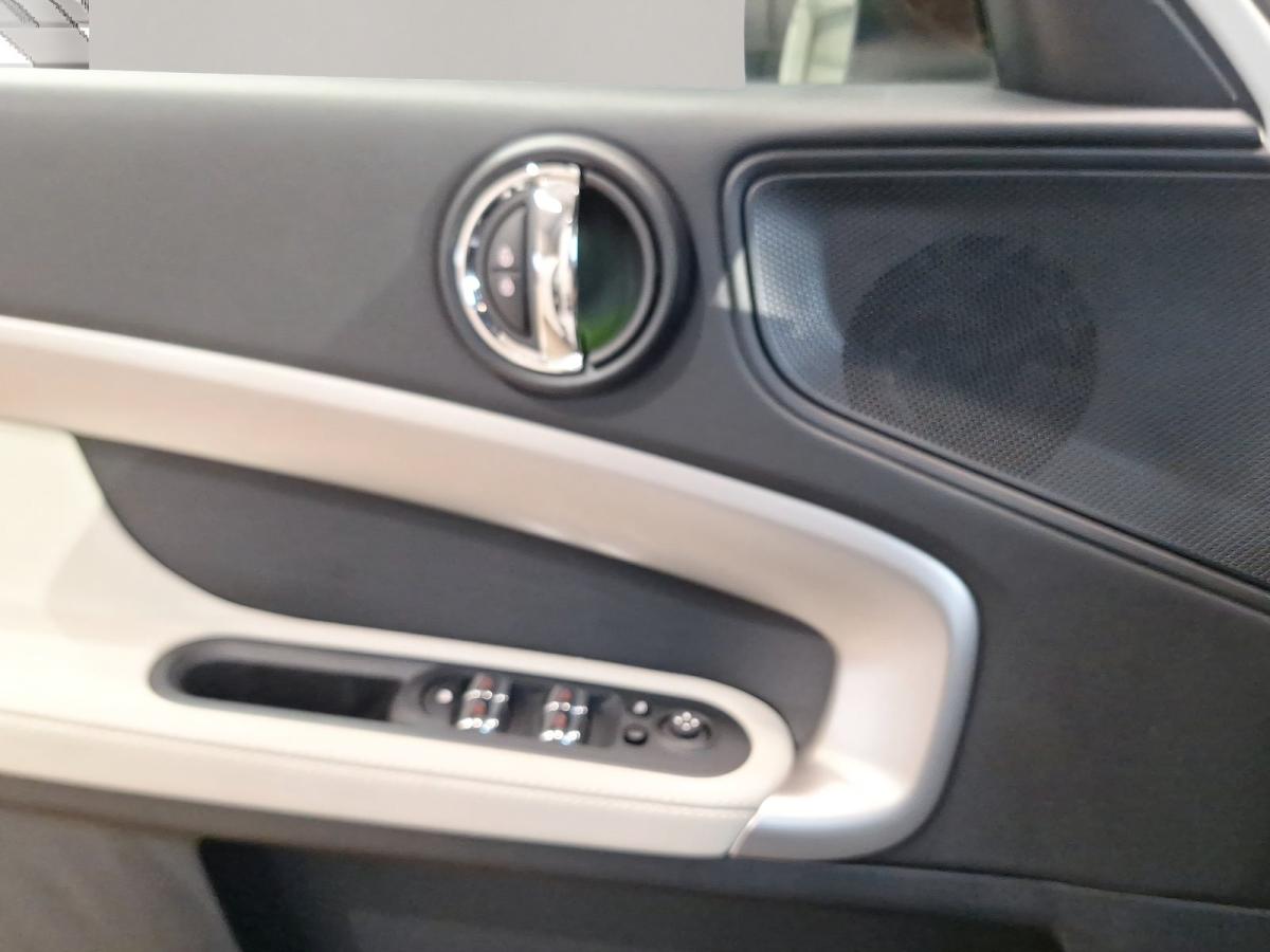 Originalaufnahme des Fahrzeugs Originalaufnahme des Fahrzeugs