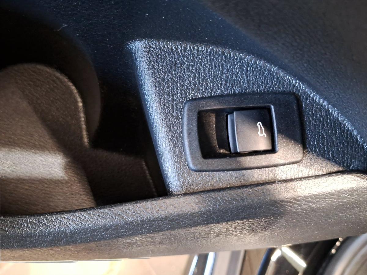 Originalaufnahme des Fahrzeugs Originalaufnahme des Fahrzeugs