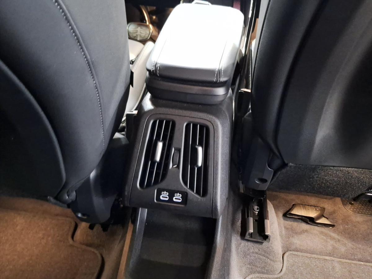Originalaufnahme des Fahrzeugs Originalaufnahme des Fahrzeugs