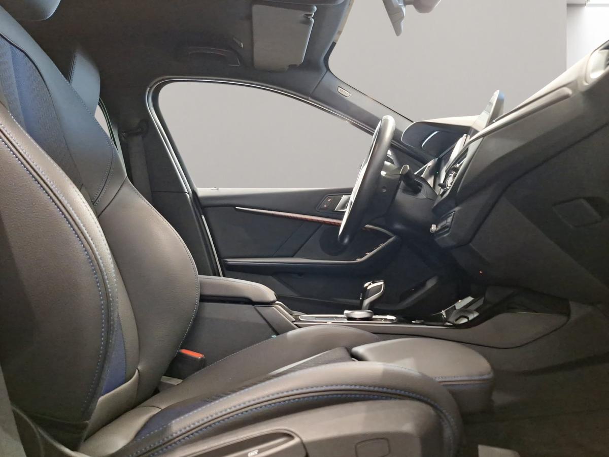Originalaufnahme des Fahrzeugs Originalaufnahme des Fahrzeugs