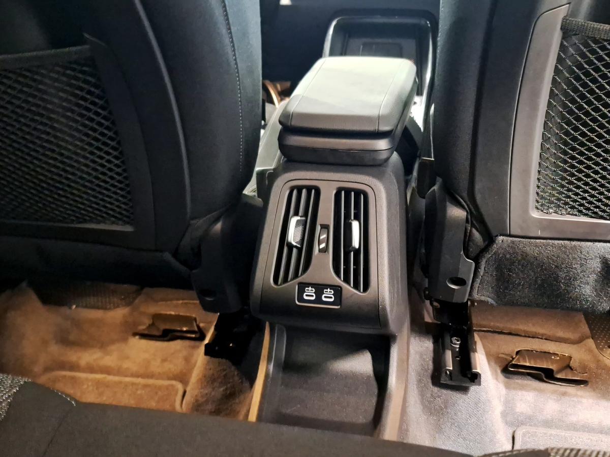 Originalaufnahme des Fahrzeugs Originalaufnahme des Fahrzeugs
