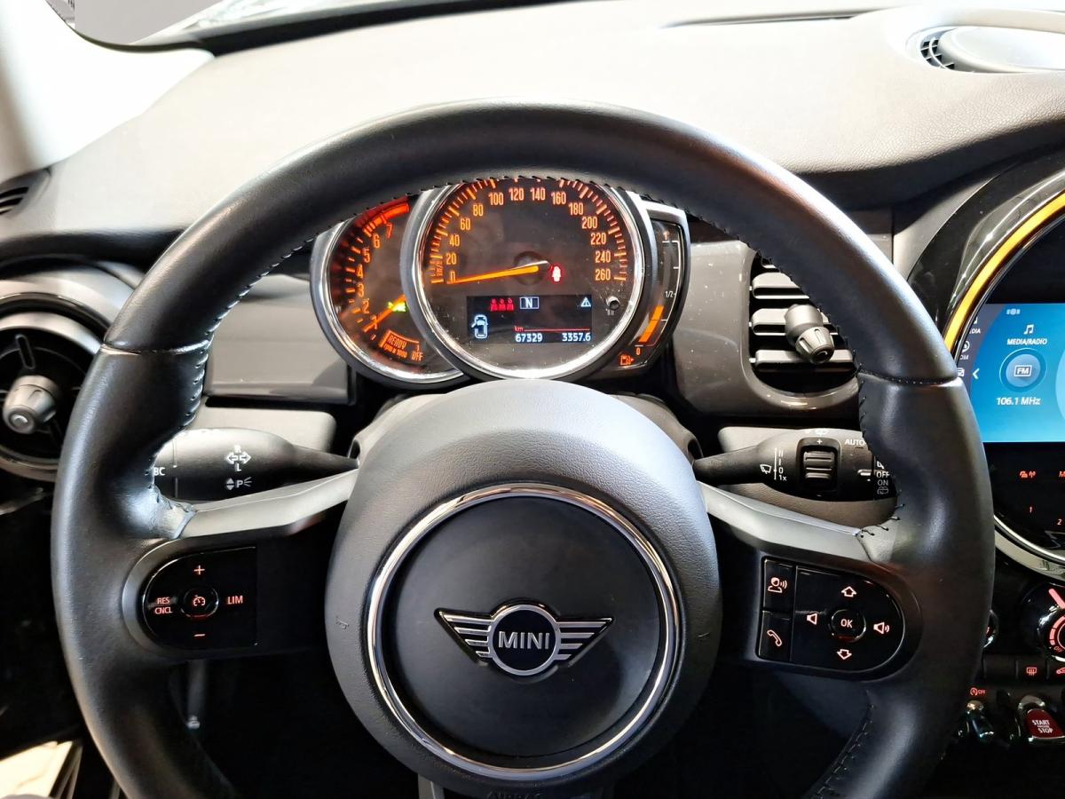 Originalaufnahme des Fahrzeugs Originalaufnahme des Fahrzeugs