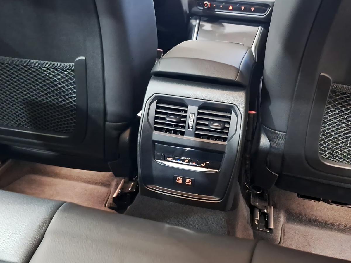 Originalaufnahme des Fahrzeugs