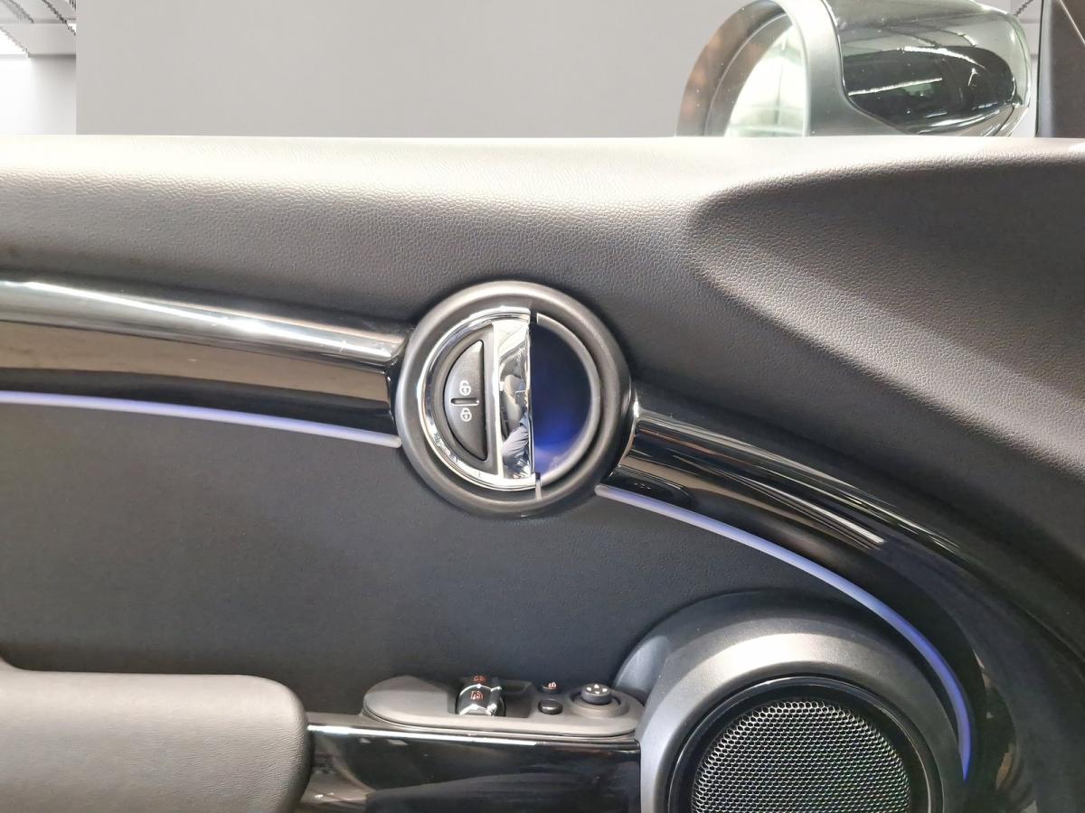 Originalaufnahme des Fahrzeugs Originalaufnahme des Fahrzeugs