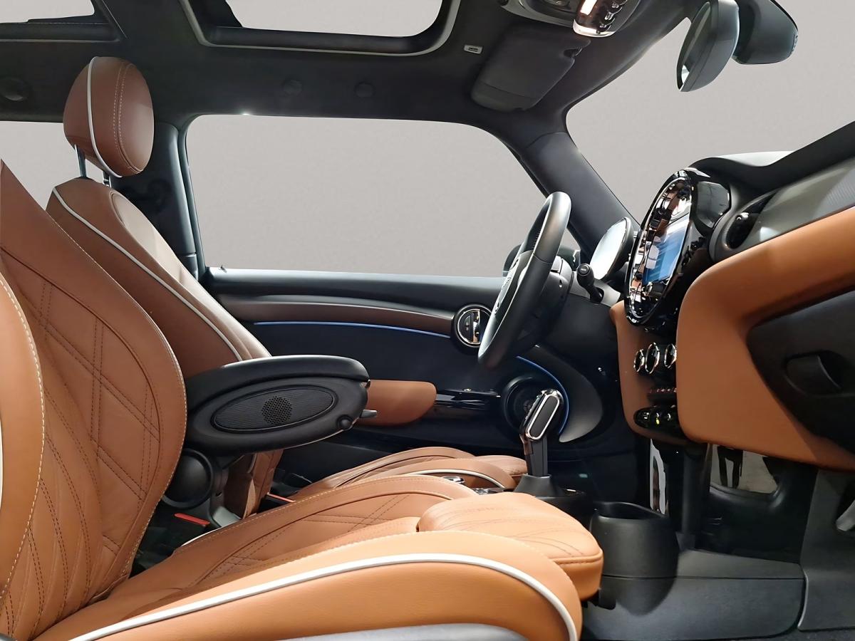 Originalaufnahme des Fahrzeugs Originalaufnahme des Fahrzeugs