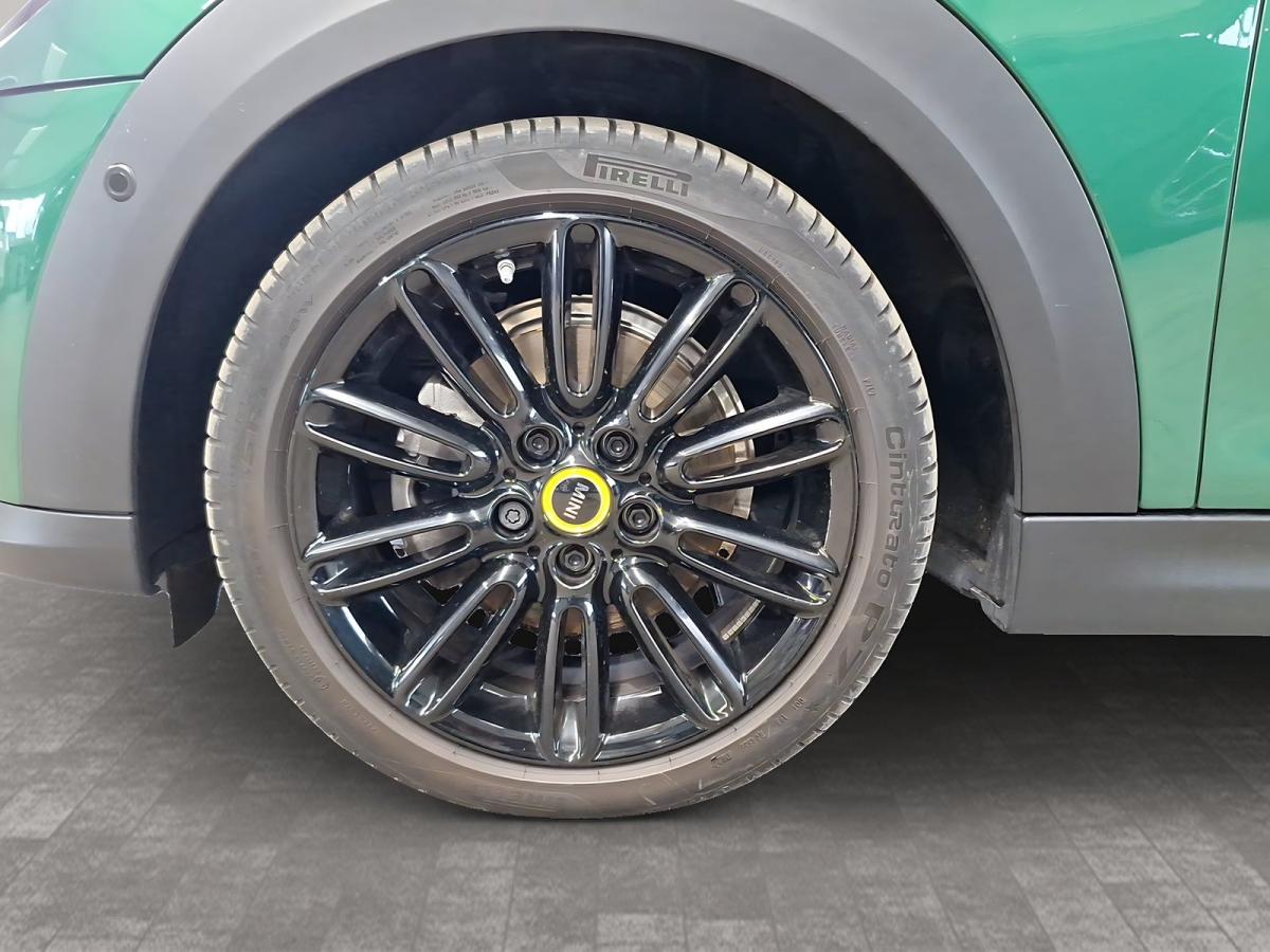 Originalaufnahme des Fahrzeugs Originalaufnahme des Fahrzeugs