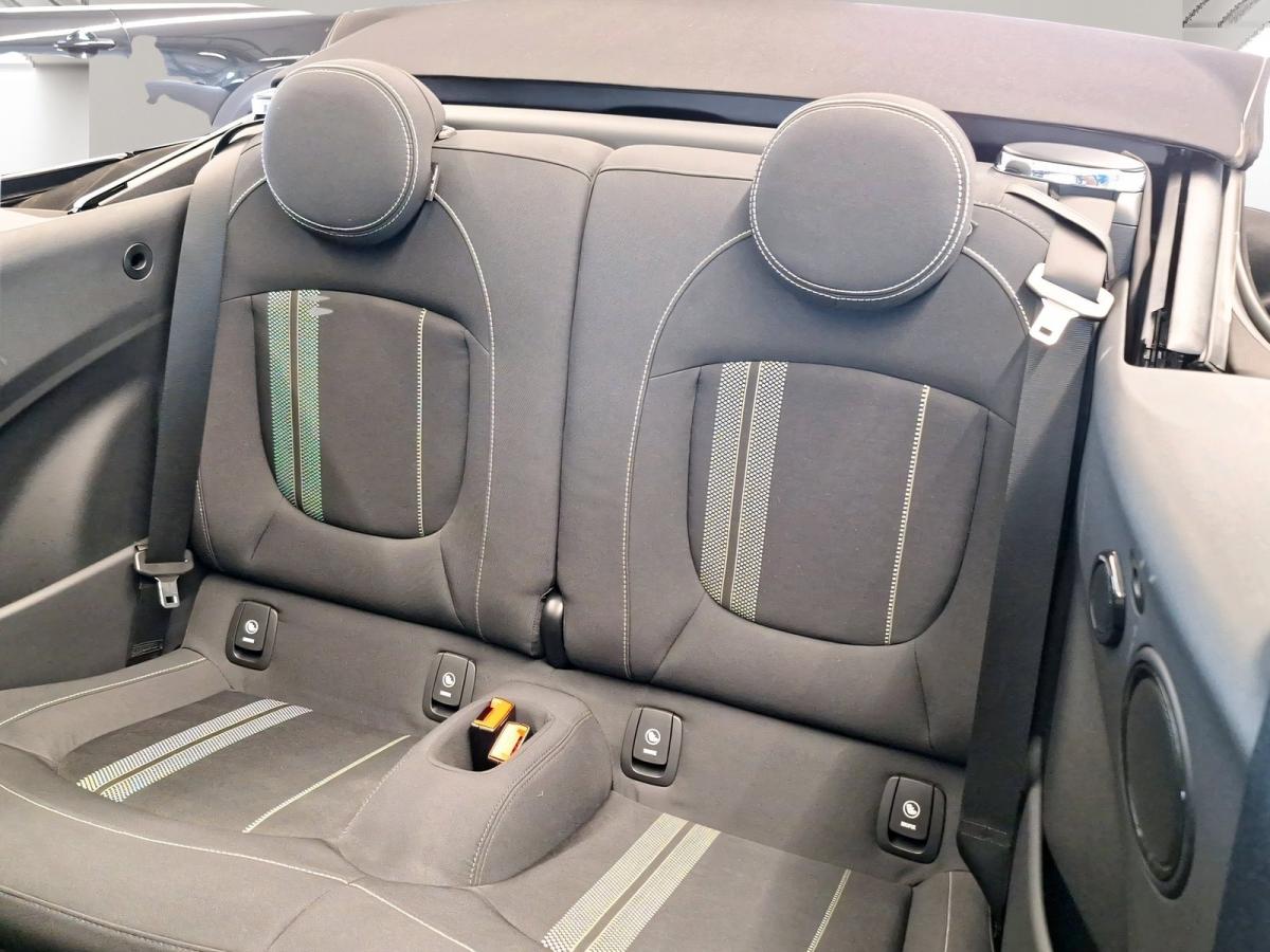Originalaufnahme des Fahrzeugs Originalaufnahme des Fahrzeugs