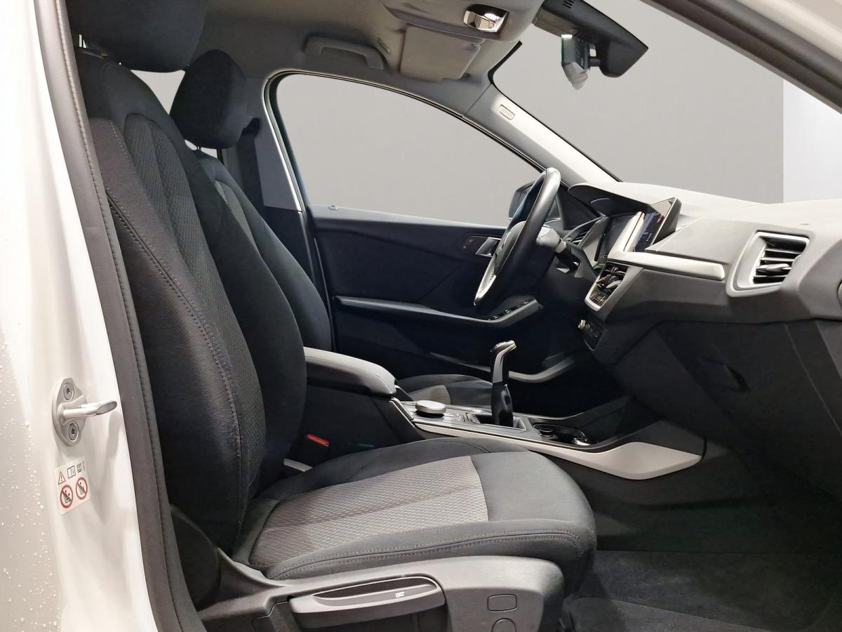 Originalaufnahme des Fahrzeugs Originalaufnahme des Fahrzeugs