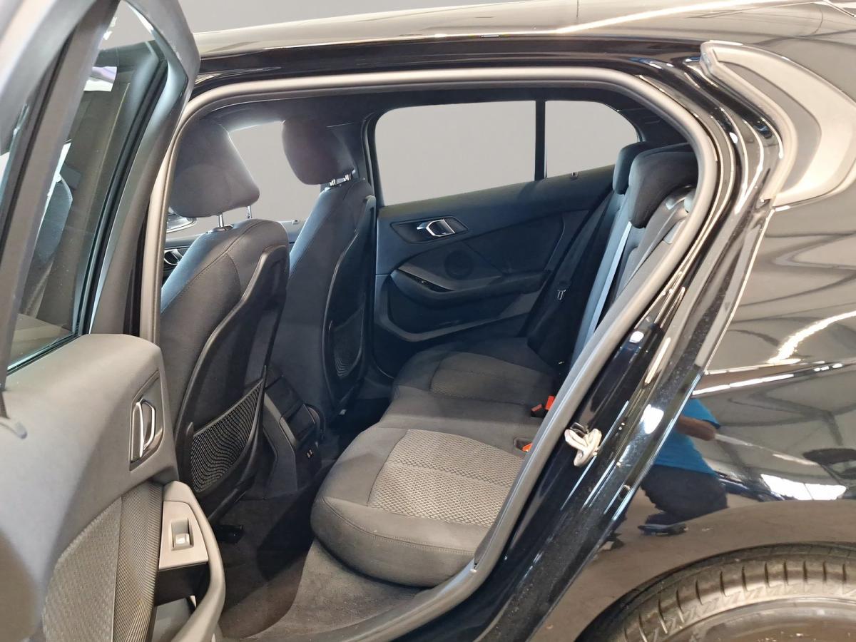 Originalaufnahme des Fahrzeugs Originalaufnahme des Fahrzeugs