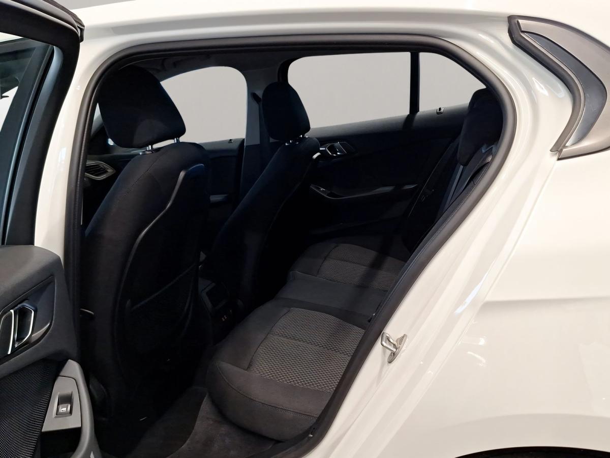 Originalaufnahme des Fahrzeugs Originalaufnahme des Fahrzeugs