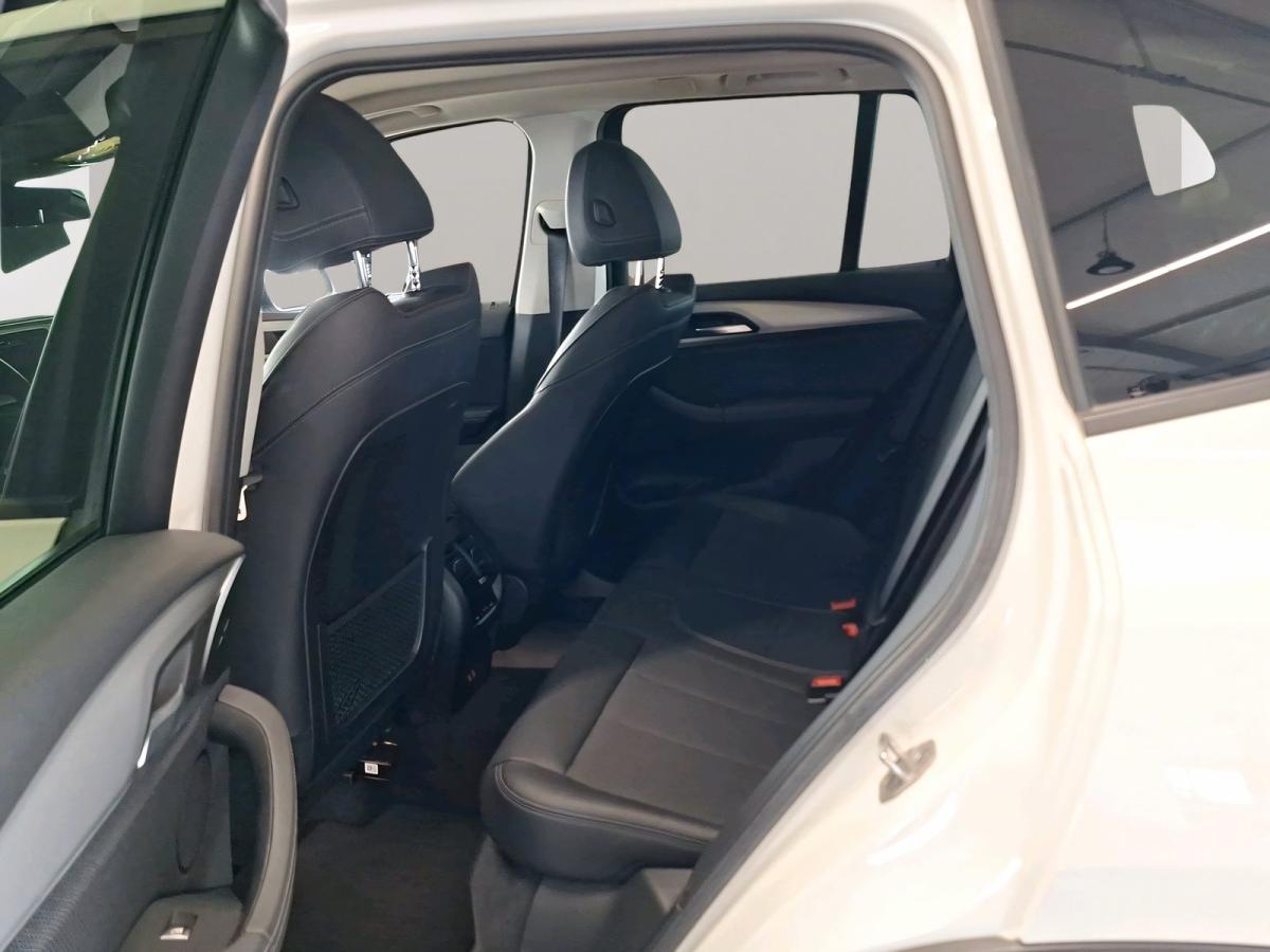 Originalaufnahme des Fahrzeugs Originalaufnahme des Fahrzeugs