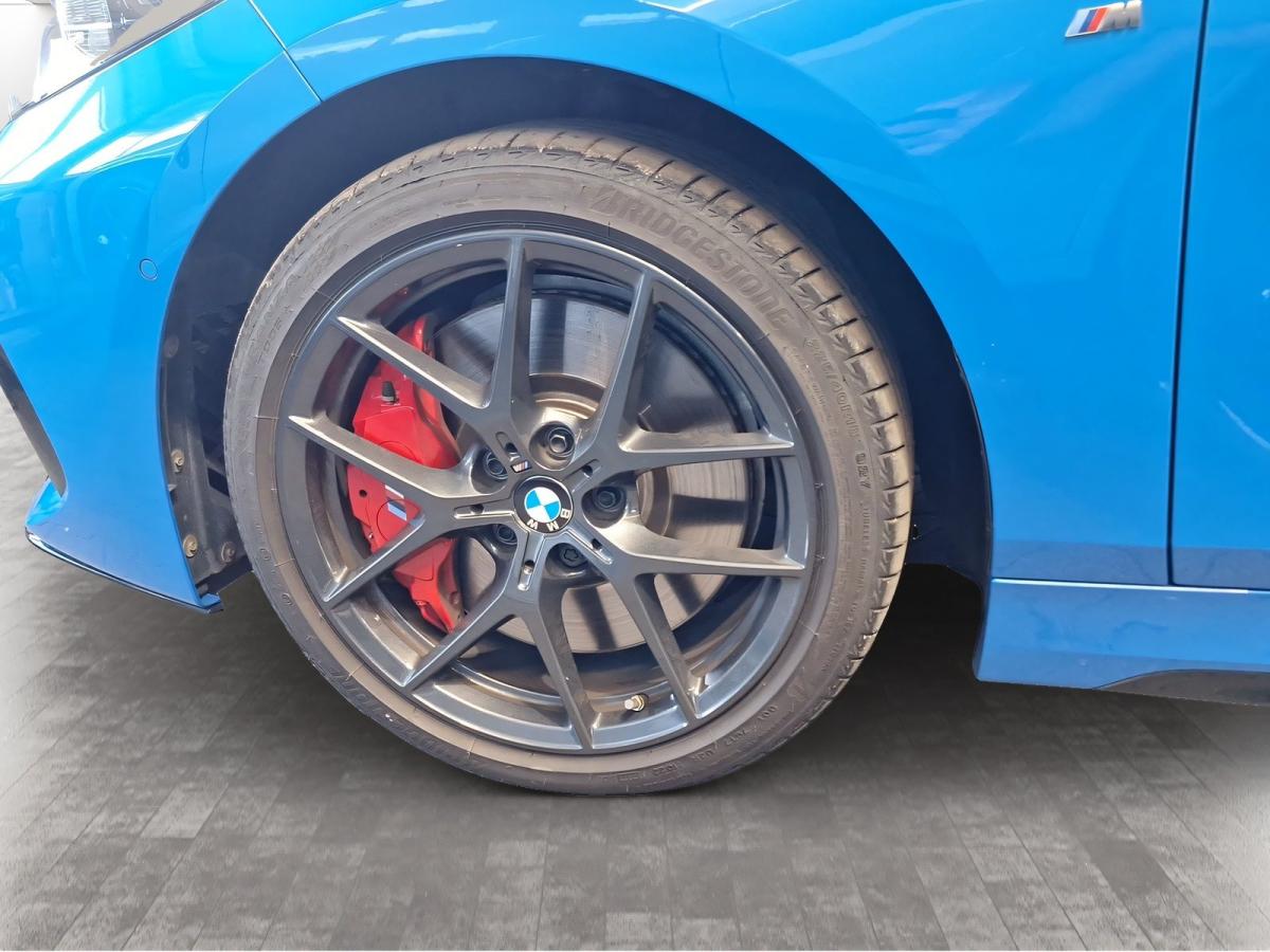 Originalaufnahme des Fahrzeugs Originalaufnahme des Fahrzeugs