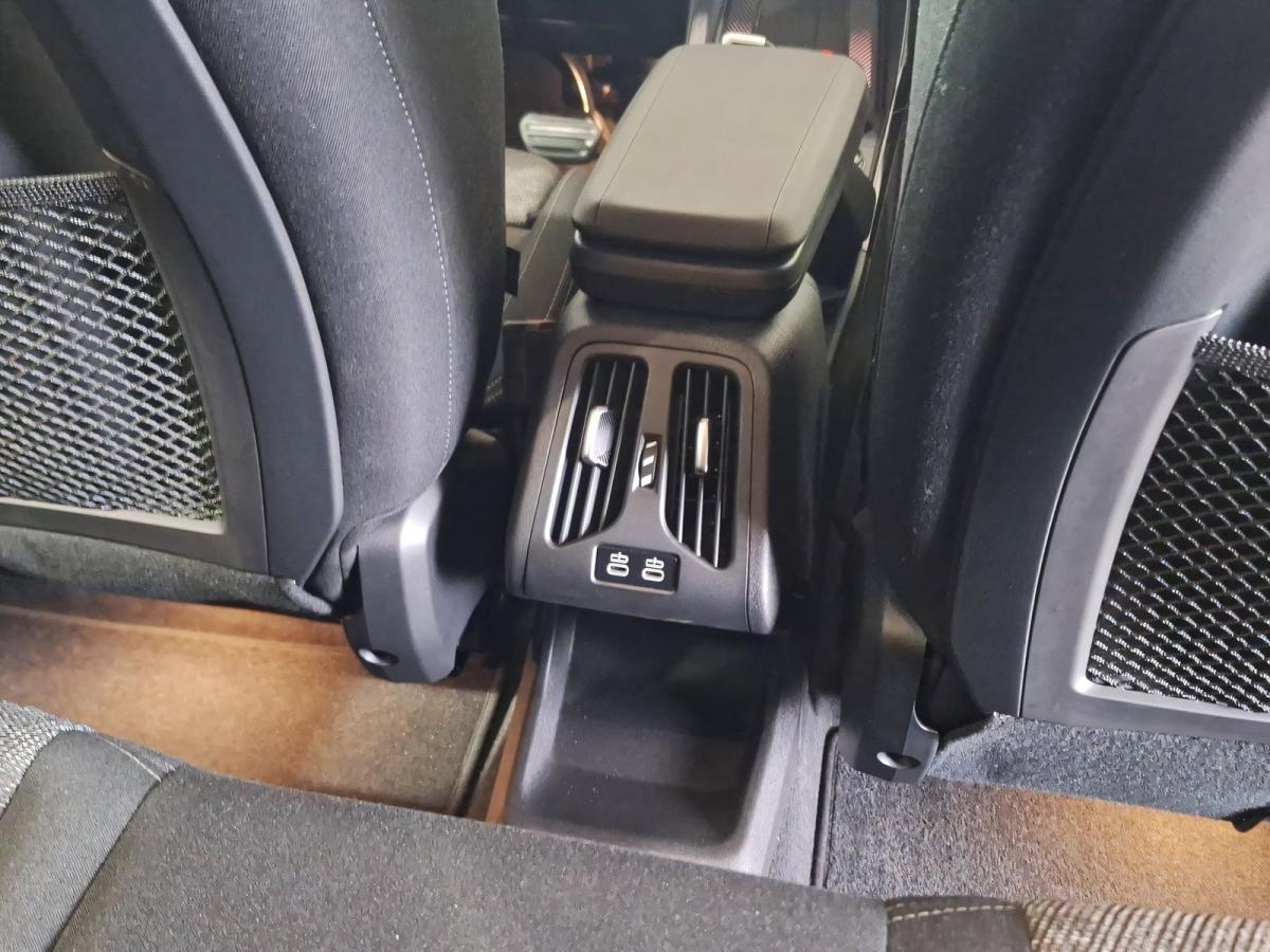 Originalaufnahme des Fahrzeugs Originalaufnahme des Fahrzeugs