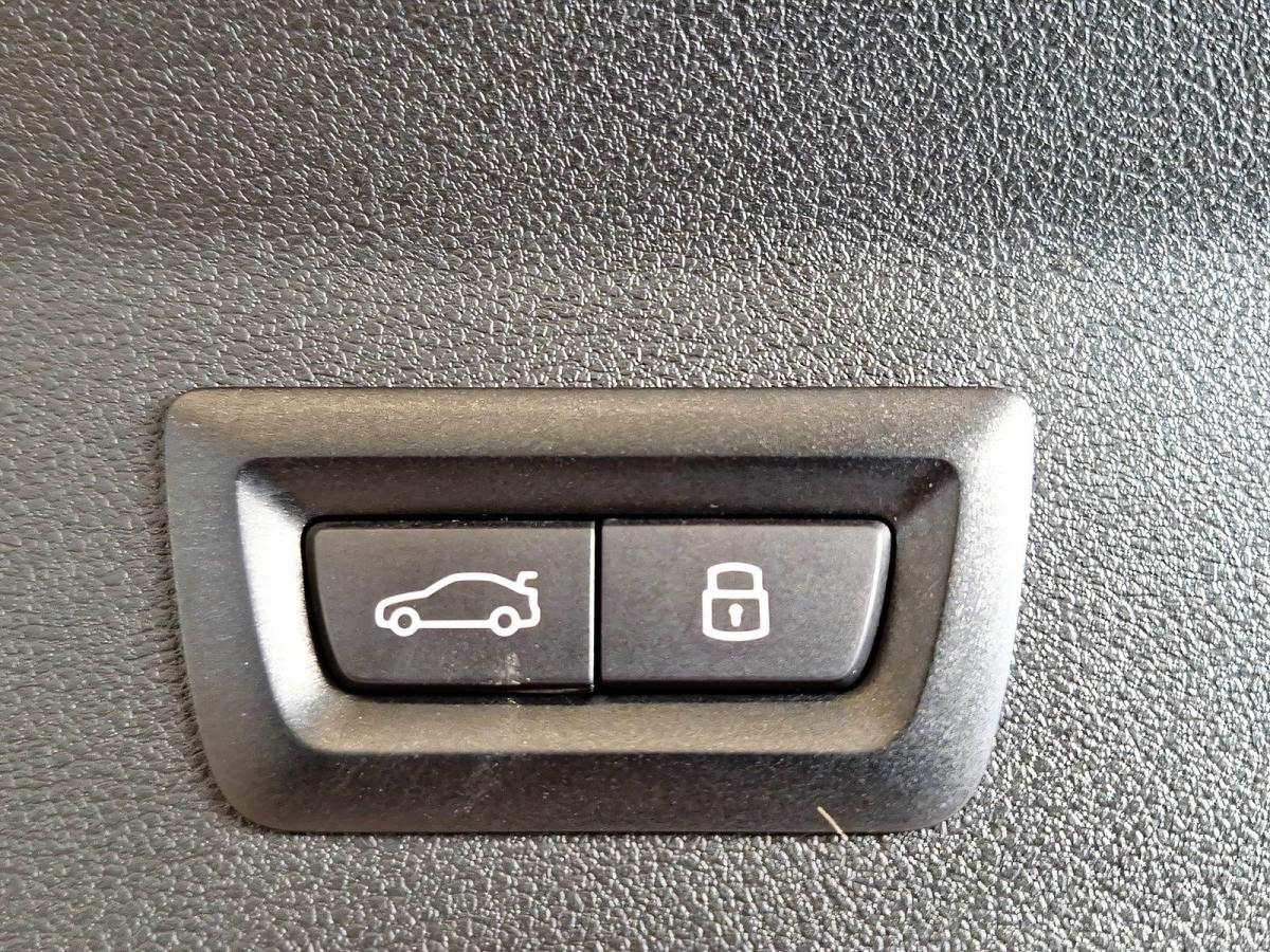 Originalaufnahme des Fahrzeugs Originalaufnahme des Fahrzeugs