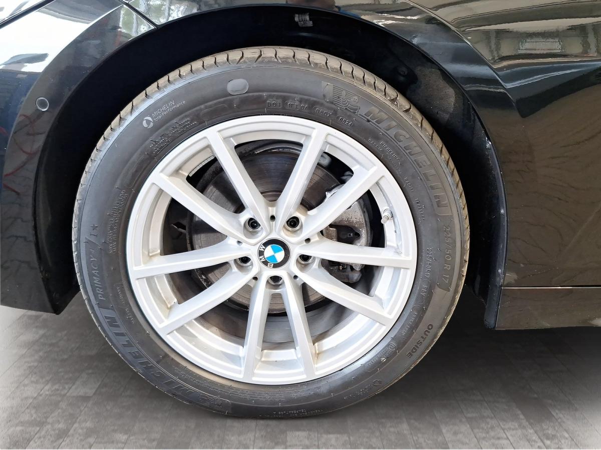 Originalaufnahme des Fahrzeugs Originalaufnahme des Fahrzeugs