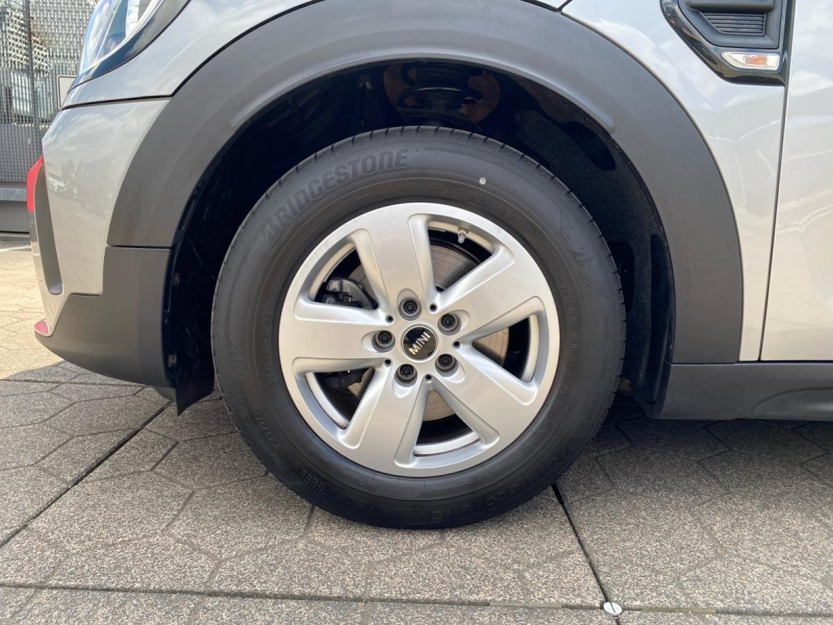 Originalaufnahme des Fahrzeugs