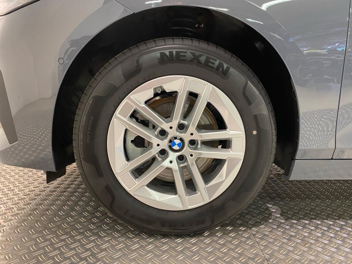 Originalaufnahme des Fahrzeugs Originalaufnahme des Fahrzeugs