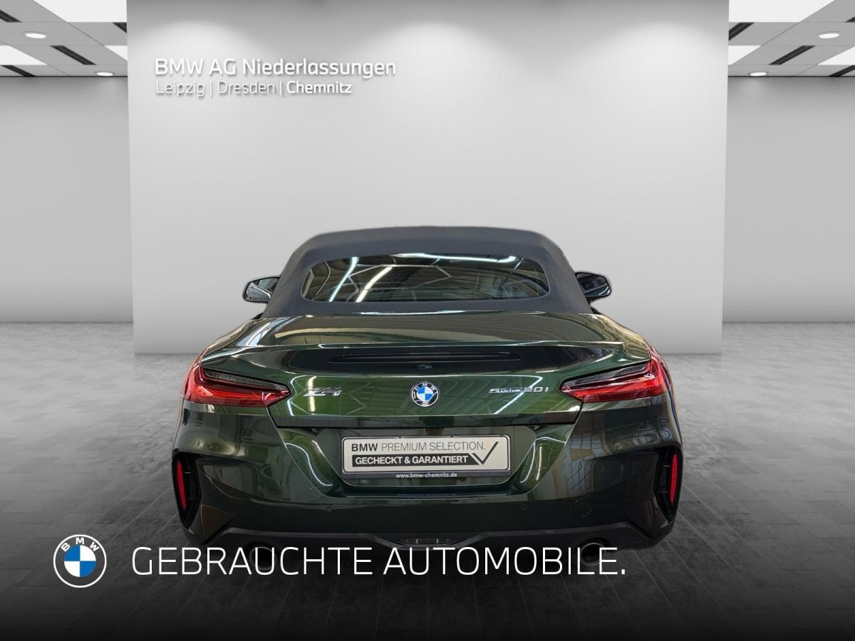 BMW Z4 sDrive20i von vorne in Grün