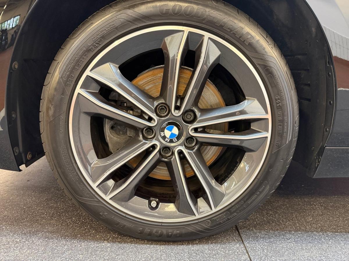 Originalaufnahme des Fahrzeugs