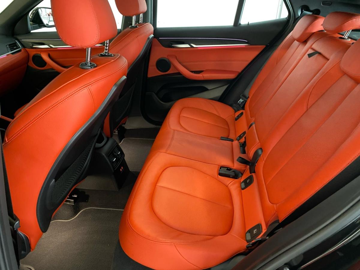 Originalaufnahme des Fahrzeugs Originalaufnahme des Fahrzeugs