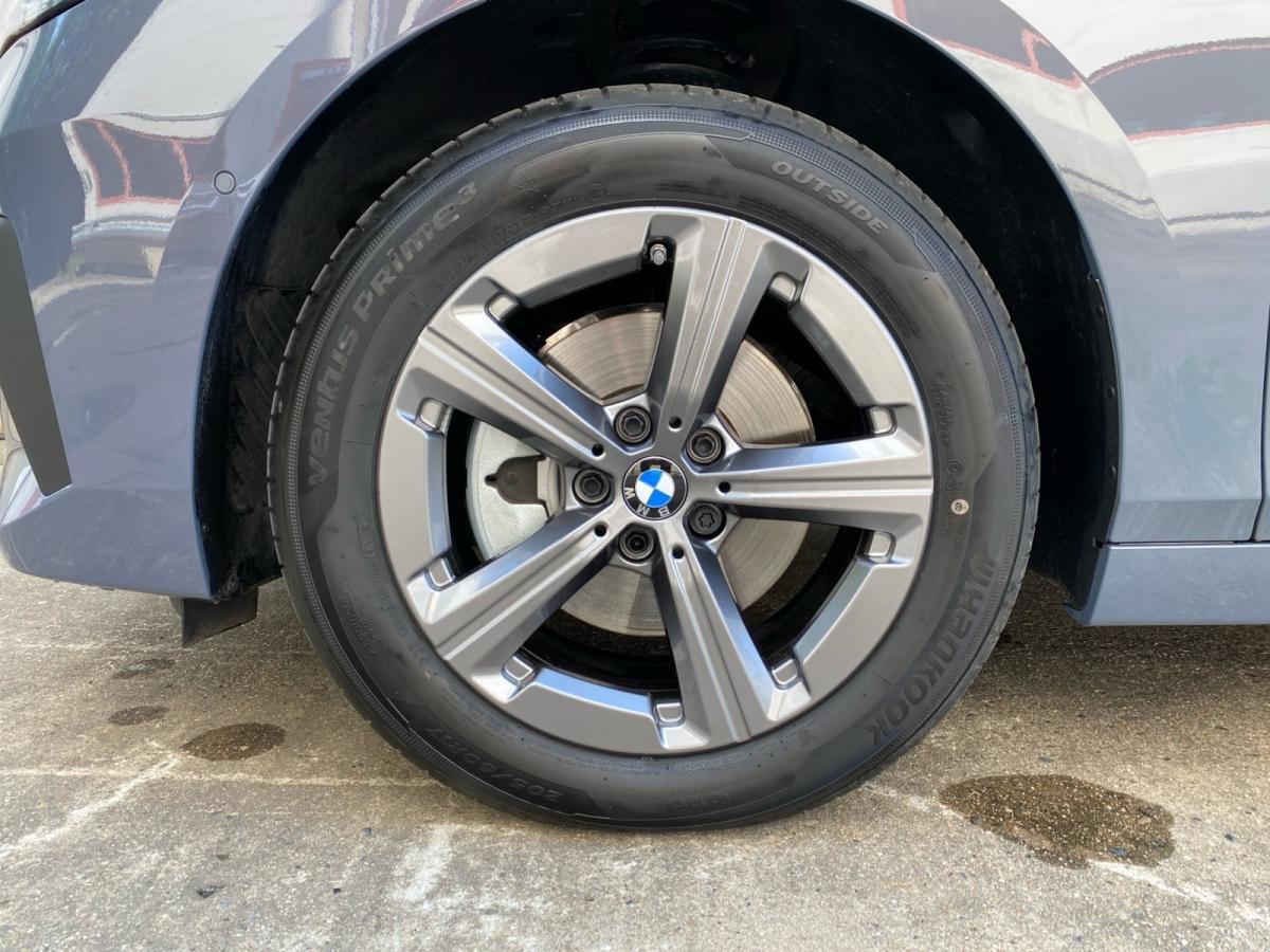 Originalaufnahme des Fahrzeugs Originalaufnahme des Fahrzeugs