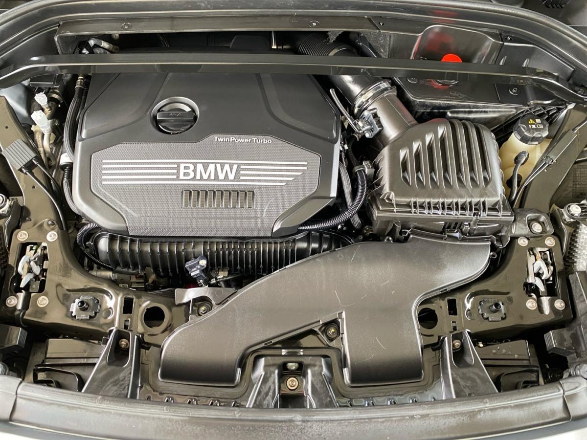 Originalaufnahme des Fahrzeugs Originalaufnahme des Fahrzeugs