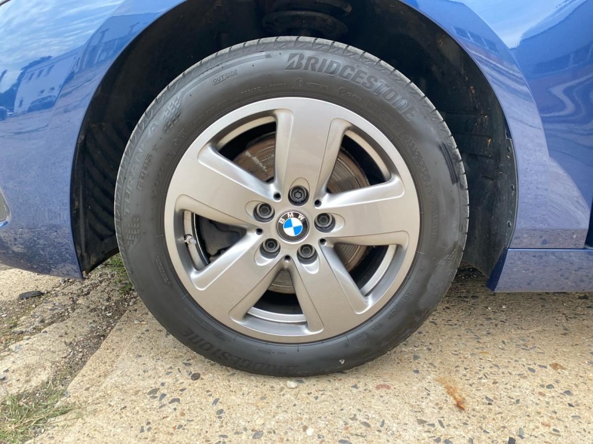 Originalaufnahme des Fahrzeugs Originalaufnahme des Fahrzeugs