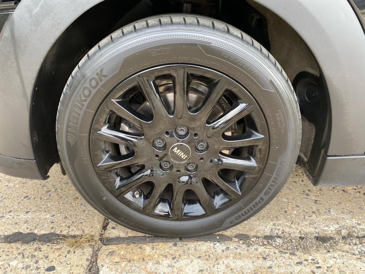 Originalaufnahme des Fahrzeugs Originalaufnahme des Fahrzeugs