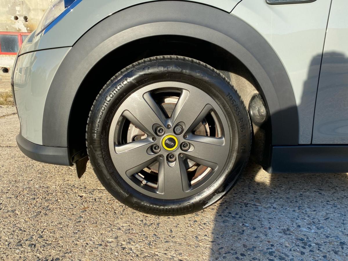 Originalaufnahme des Fahrzeugs Originalaufnahme des Fahrzeugs