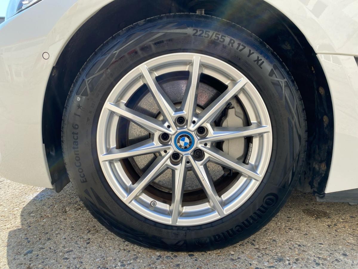 Originalaufnahme des Fahrzeugs Originalaufnahme des Fahrzeugs