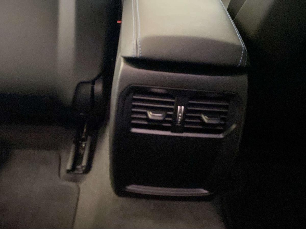 Originalaufnahme des Fahrzeugs Originalaufnahme des Fahrzeugs
