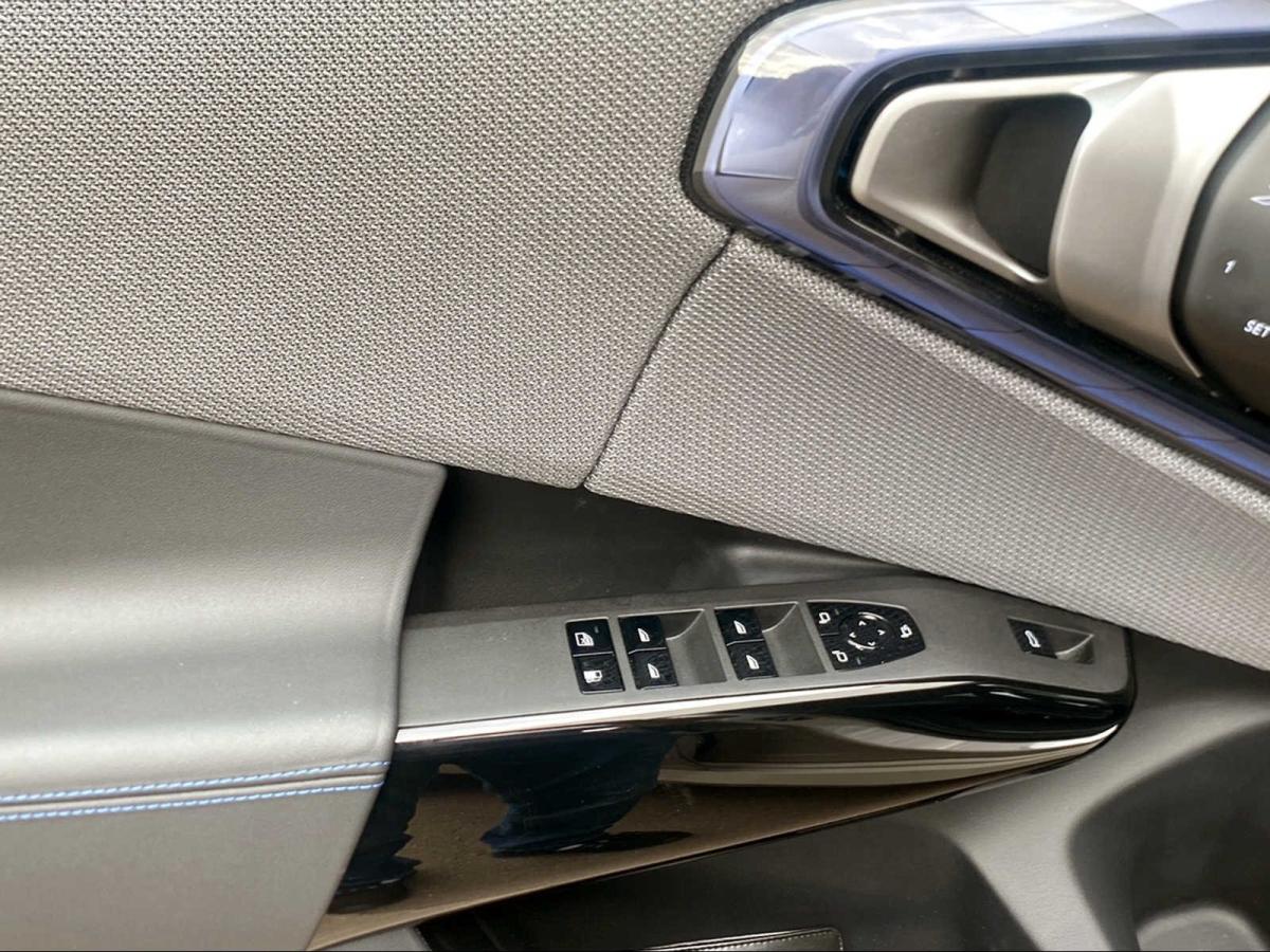 Originalaufnahme des Fahrzeugs Originalaufnahme des Fahrzeugs