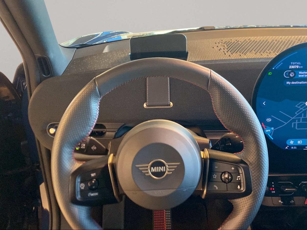 Originalaufnahme des Fahrzeugs Originalaufnahme des Fahrzeugs