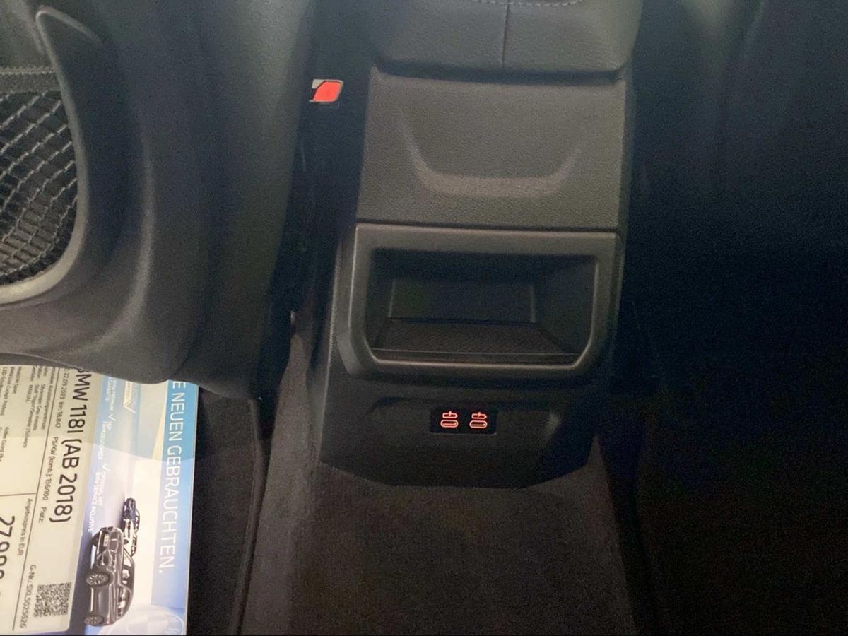 Originalaufnahme des Fahrzeugs Originalaufnahme des Fahrzeugs