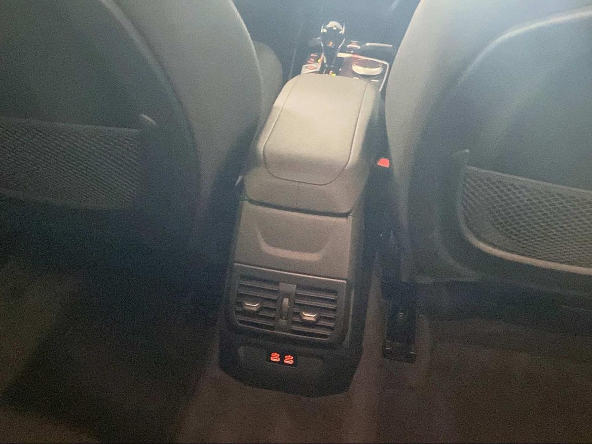 Originalaufnahme des Fahrzeugs Originalaufnahme des Fahrzeugs