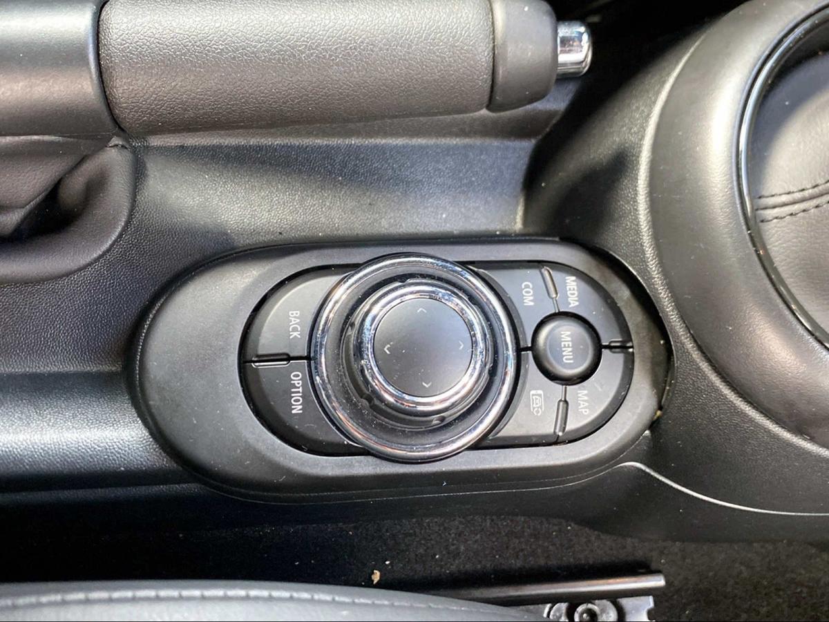 Originalaufnahme des Fahrzeugs Originalaufnahme des Fahrzeugs