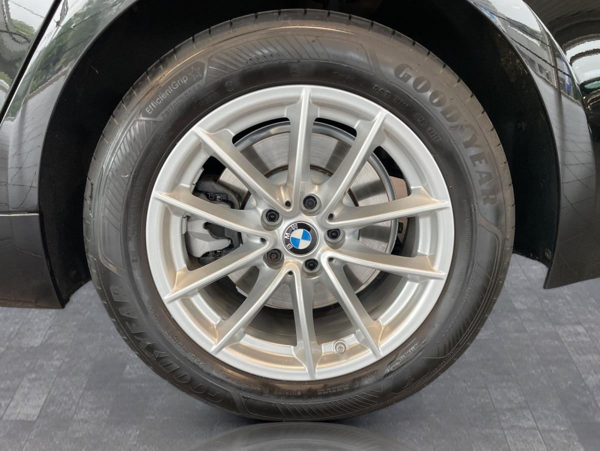 Originalaufnahme des Fahrzeugs Originalaufnahme des Fahrzeugs