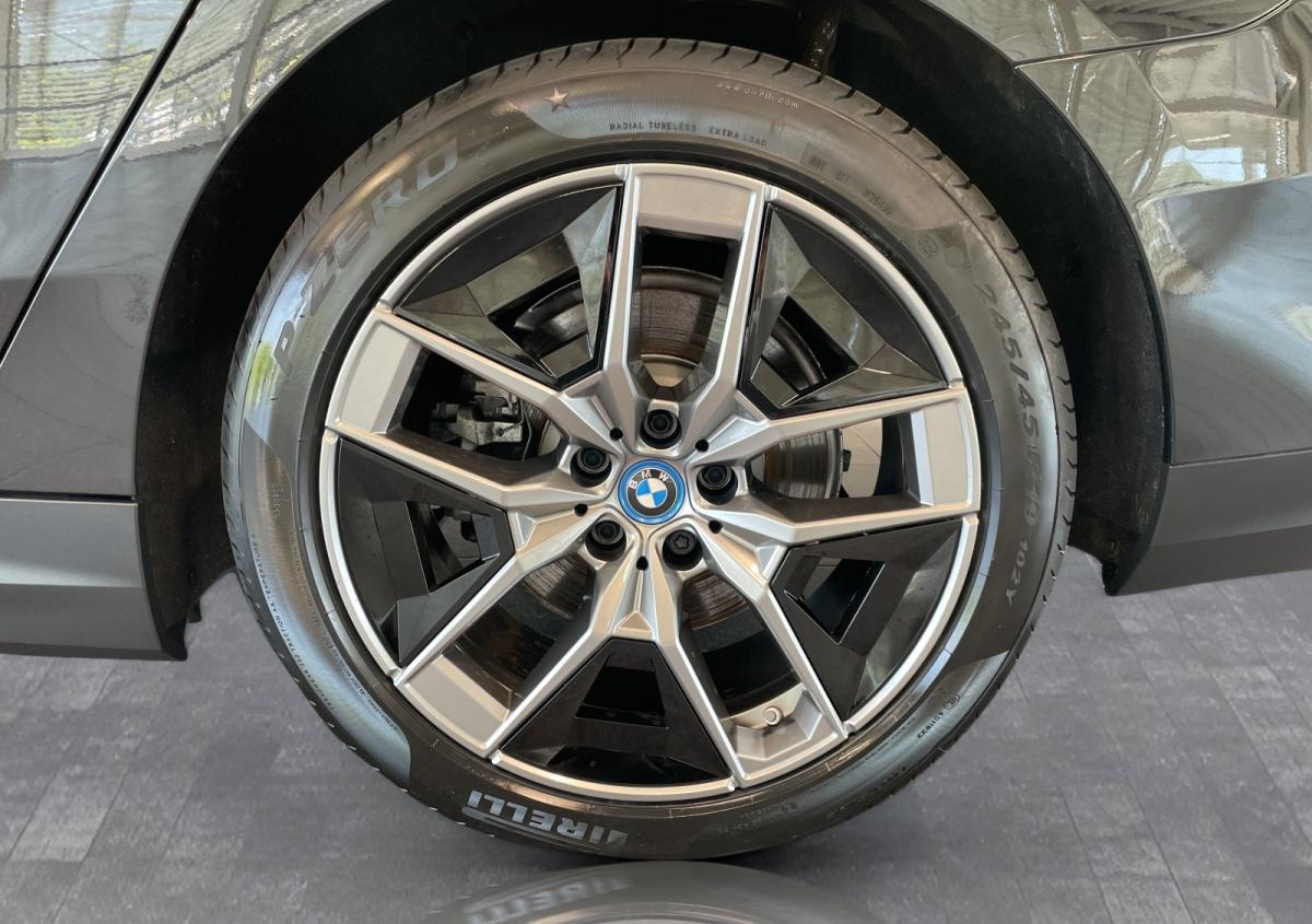 Originalaufnahme des Fahrzeugs Originalaufnahme des Fahrzeugs